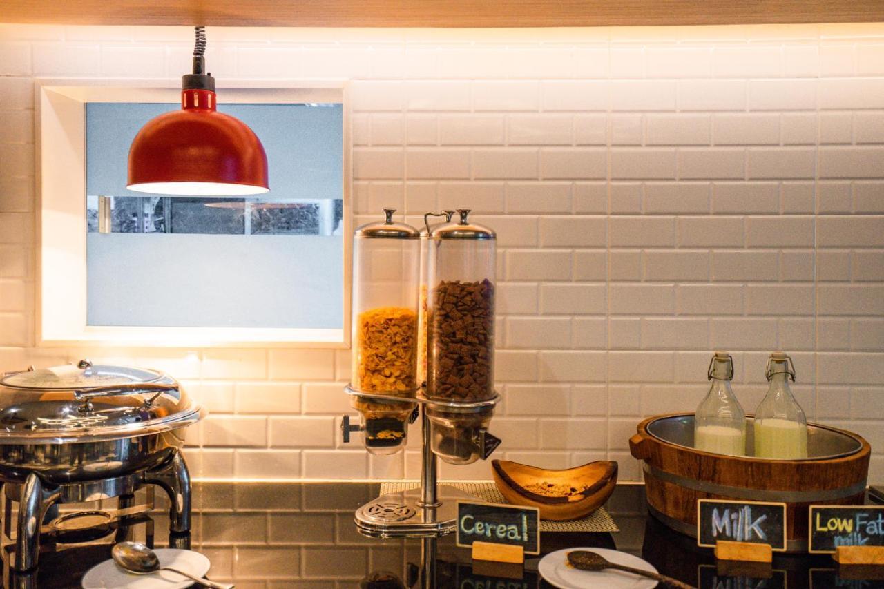 Parkroyal Suites בנגקוק מראה חיצוני תמונה